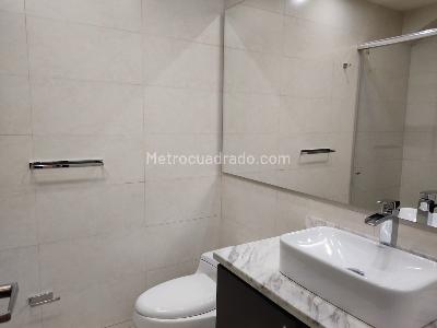 Apartamento de 3 alcobas en venta en Santa Barbara, Bogotá, 160 m² · foto 16 de 20