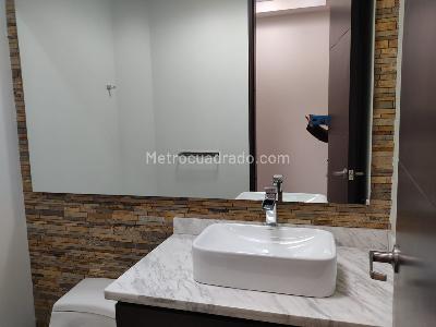 Apartamento de 3 alcobas en venta en Santa Barbara, Bogotá, 160 m² · foto 17 de 20