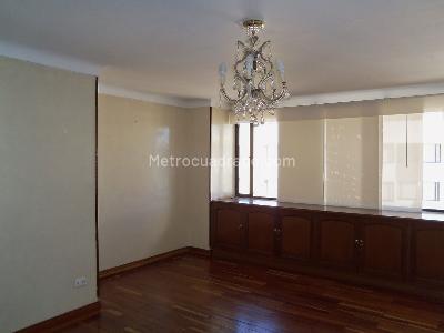 Apartamento en venta en Santa Barbara, Bogotá · foto 3 de 20
