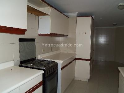 Apartamento en venta en Santa Barbara, Bogotá · foto 6 de 20