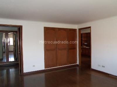 Apartamento en venta en Santa Barbara, Bogotá · foto 9 de 20