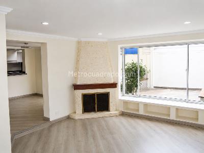 Casa en venta en Villa Magdala, Bogotá · foto 3 de 20