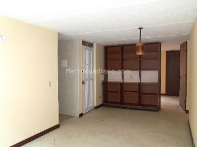 Apartamento en venta en Castilla, Bogotá · foto 2 de 20
