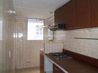 Apartamento en venta en Castilla, Bogotá · foto 7 de 20