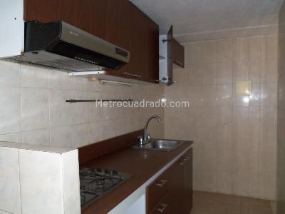 Apartamento en venta en Castilla, Bogotá · foto 8 de 20