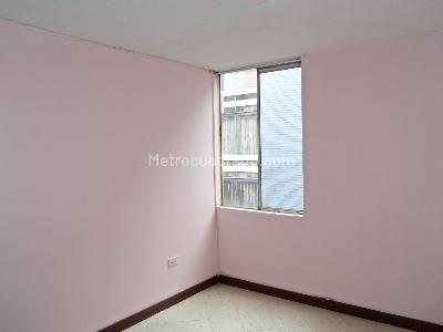 Apartamento en venta en Castilla, Bogotá · foto 9 de 20