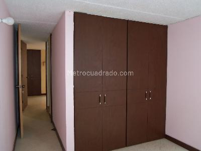 Apartamento en venta en Castilla, Bogotá · foto 10 de 20