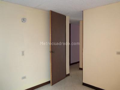 Apartamento en venta en Castilla, Bogotá · foto 15 de 20