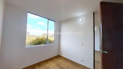Apartamento en venta en Castilla Valladolid, Bogotá · foto 6 de 13
