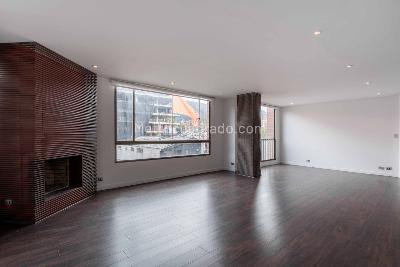Apartamento en venta en Chico, Bogotá · foto 2 de 15