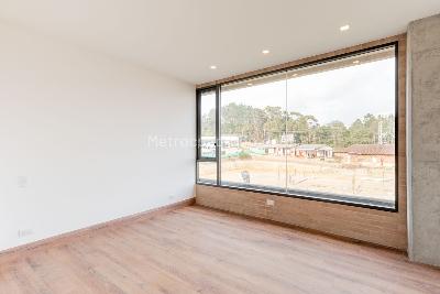 Casa de 3 alcobas en venta en Las Palmas, Medellín, 440 m² · foto 15 de 19