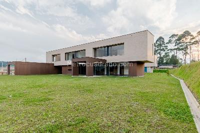 Casa de 3 alcobas en venta en Las Palmas, Medellín, 440 m² · foto 19 de 19