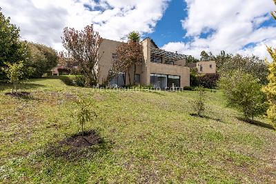 Casa de 3 alcobas en venta en Arboretto, La Calera, 310 m² · foto 2 de 20