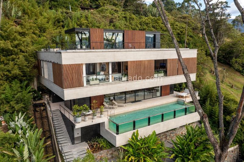 Casa en Venta, Loma De Los Balsos Superior, Medellín - Mehr