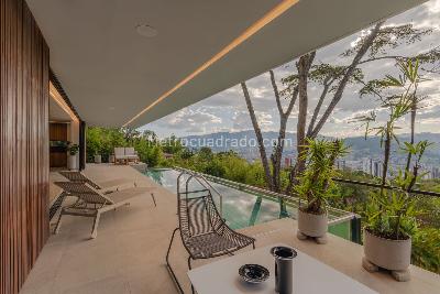Casa de 4 alcobas en venta en Loma De Los Balsos Superior, Medellín, 844 m² · foto 2 de 20