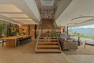 Casa de 4 alcobas en venta en Loma De Los Balsos Superior, Medellín, 844 m² · foto 13 de 20