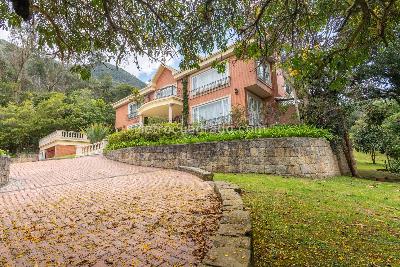Casa en arriendo en Usaquen, Bogotá · foto 3 de 20