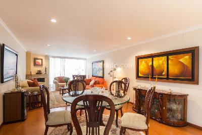 Apartamento de 3 alcobas en venta en Santa Barbara Central, Bogotá, 155 m² · foto 3 de 20