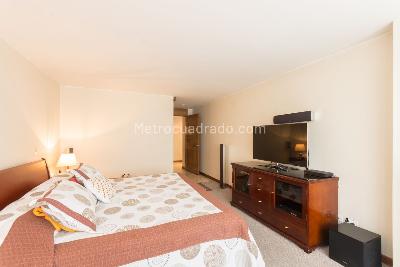 Apartamento de 3 alcobas en venta en Santa Barbara Central, Bogotá, 155 m² · foto 16 de 20
