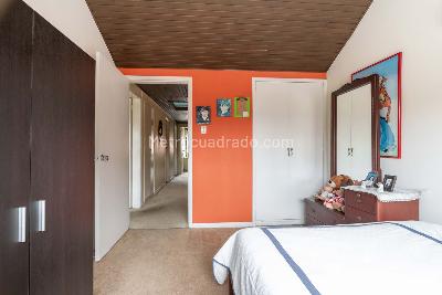 Casa en venta en Nueva Autopista, Bogotá · foto 9 de 17