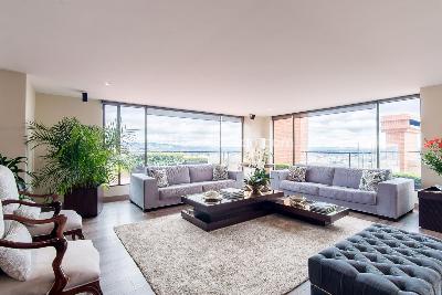 Apartamento en venta en El Refugio, Bogotá · foto 2 de 20