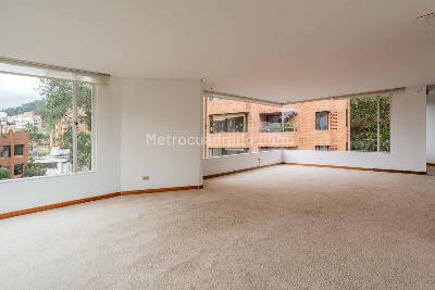 Apartamento en venta en Los Rosales, Bogotá · foto 2 de 20