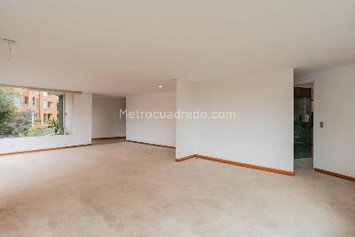 Apartamento en venta en Los Rosales, Bogotá · foto 7 de 20