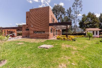 Casa en venta en Guaymaral, Bogotá · foto 3 de 20