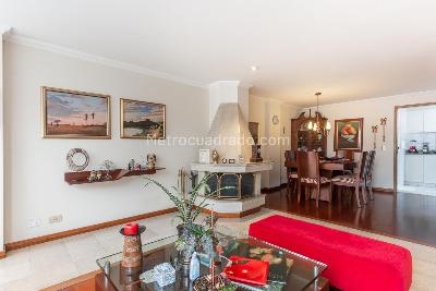 Apartamento de 3 alcobas en venta en Santa Paula, Bogotá, 135 m² · foto 3 de 20