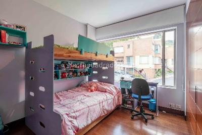 Casa de 4 alcobas en venta en Cerros De Sotileza, Bogotá, 269 m² · foto 18 de 20