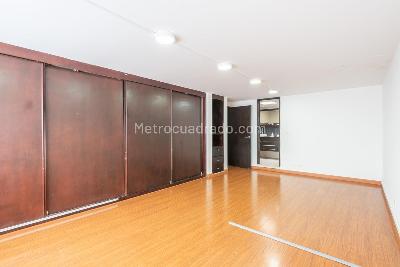 Casa de 5 alcobas en venta en Santa Ana Occidental, Bogotá, 454 m² · foto 15 de 20