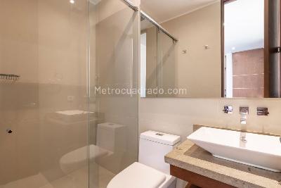 Apartamento de 2 alcobas en venta en Chico Oriental, Bogotá, 186 m² · foto 16 de 20