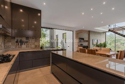 Casa de 3 alcobas en venta en Vereda El Peñasco, Envigado, 450 m² · foto 4 de 17