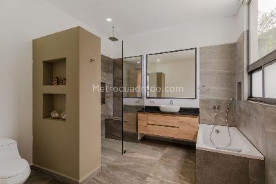 Casa de 3 alcobas en venta en Vereda El Peñasco, Envigado, 450 m² · foto 8 de 17