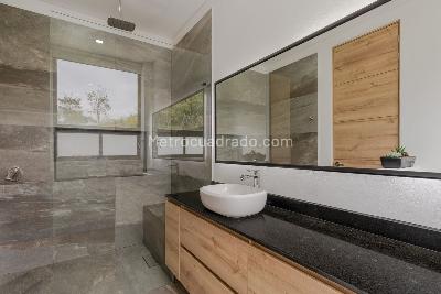 Casa de 3 alcobas en venta en Vereda El Peñasco, Envigado, 450 m² · foto 10 de 17