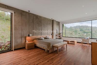 Casa de 3 alcobas en venta en Vereda El Peñasco, Envigado, 450 m² · foto 13 de 17