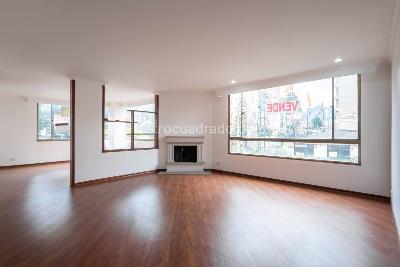 Apartamento en venta en Chico Norte, Bogotá · foto 2 de 20