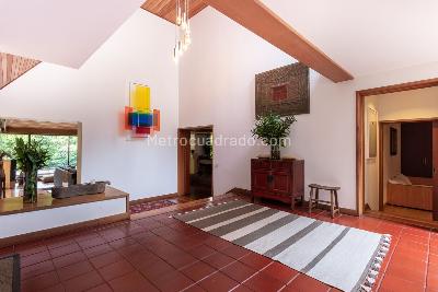 Casa de 5 alcobas en venta en Torca, Chía, 700 m² · foto 2 de 20
