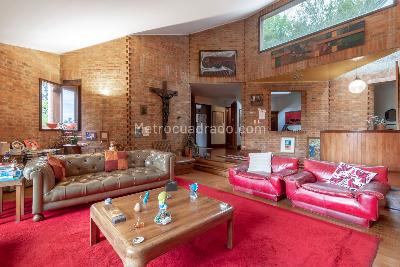 Casa de 3 alcobas en venta en Colinas De Suba, Bogotá, 536 m² · foto 3 de 20