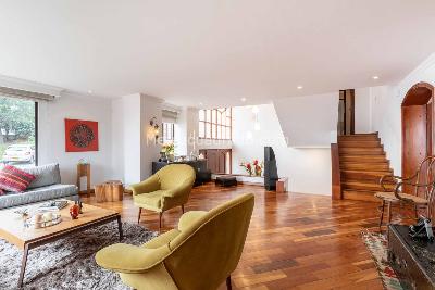 Casa de 4 alcobas en venta en Cerros De Sotileza, Bogotá, 400 m² · foto 3 de 20