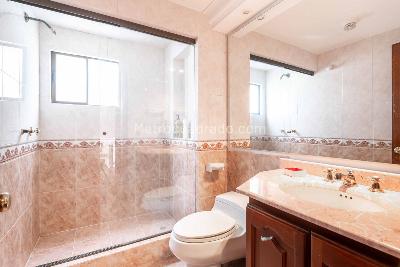 Casa de 4 alcobas en venta en Cerros De Sotileza, Bogotá, 400 m² · foto 16 de 20