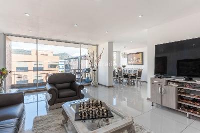 Apartamento en venta en Santa Barbara Occidental, Bogotá · foto 2 de 20