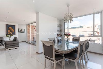 Apartamento en venta en Santa Barbara Occidental, Bogotá · foto 5 de 20
