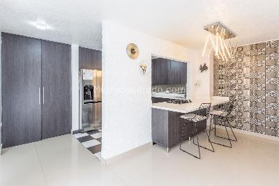 Casa de 3 alcobas en venta en Laureles, Medellín, 206 m² · foto 7 de 20