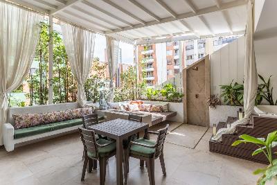 Casa de 3 alcobas en venta en Laureles, Medellín, 206 m² · foto 14 de 20