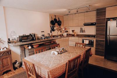 Apartamento de 3 alcobas en venta en Chico Norte, Bogotá, 156 m² · foto 4 de 9