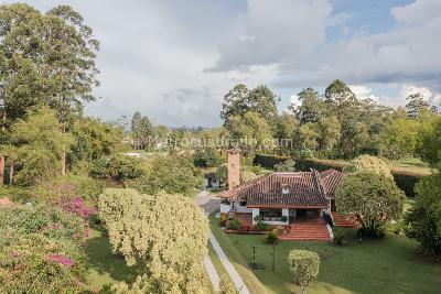 Casa de 5 alcobas en venta en La Amalita, Rionegro, 450 m² · foto 3 de 20