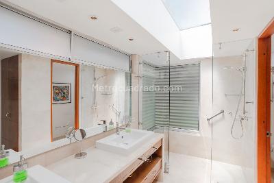 Casa de 3 alcobas en venta en Cerros De Sotileza, Bogotá, 390 m² · foto 15 de 20