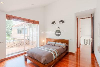 Casa de 3 alcobas en venta en Cerros De Sotileza, Bogotá, 390 m² · foto 17 de 20