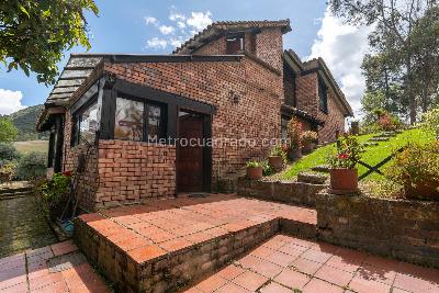 Casa de 4 alcobas en venta en La Calera, La Calera, 200 m² · foto 2 de 20